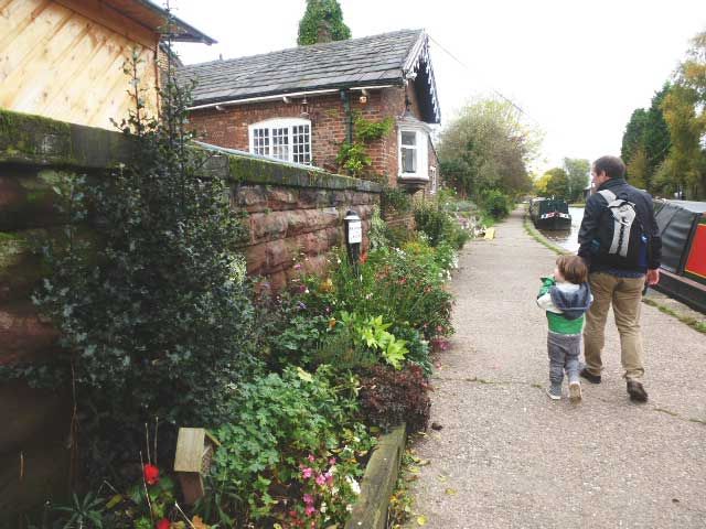 canal garden