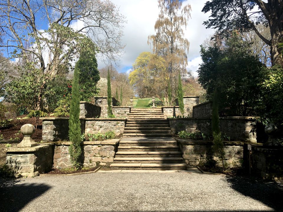 grand garden steps