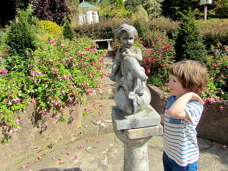 garden statue