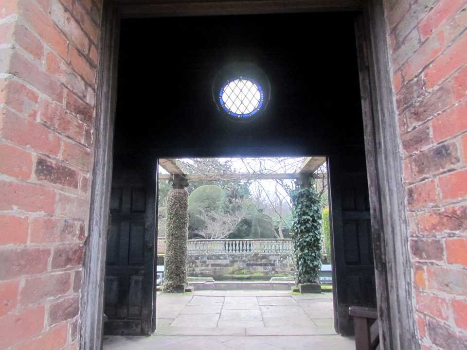 Tatton-gardens and little pond