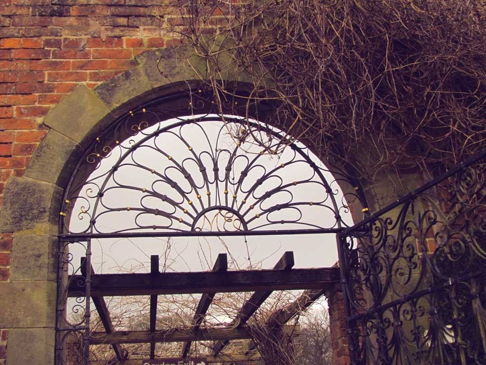 pretty gateway/></a>
<a href=