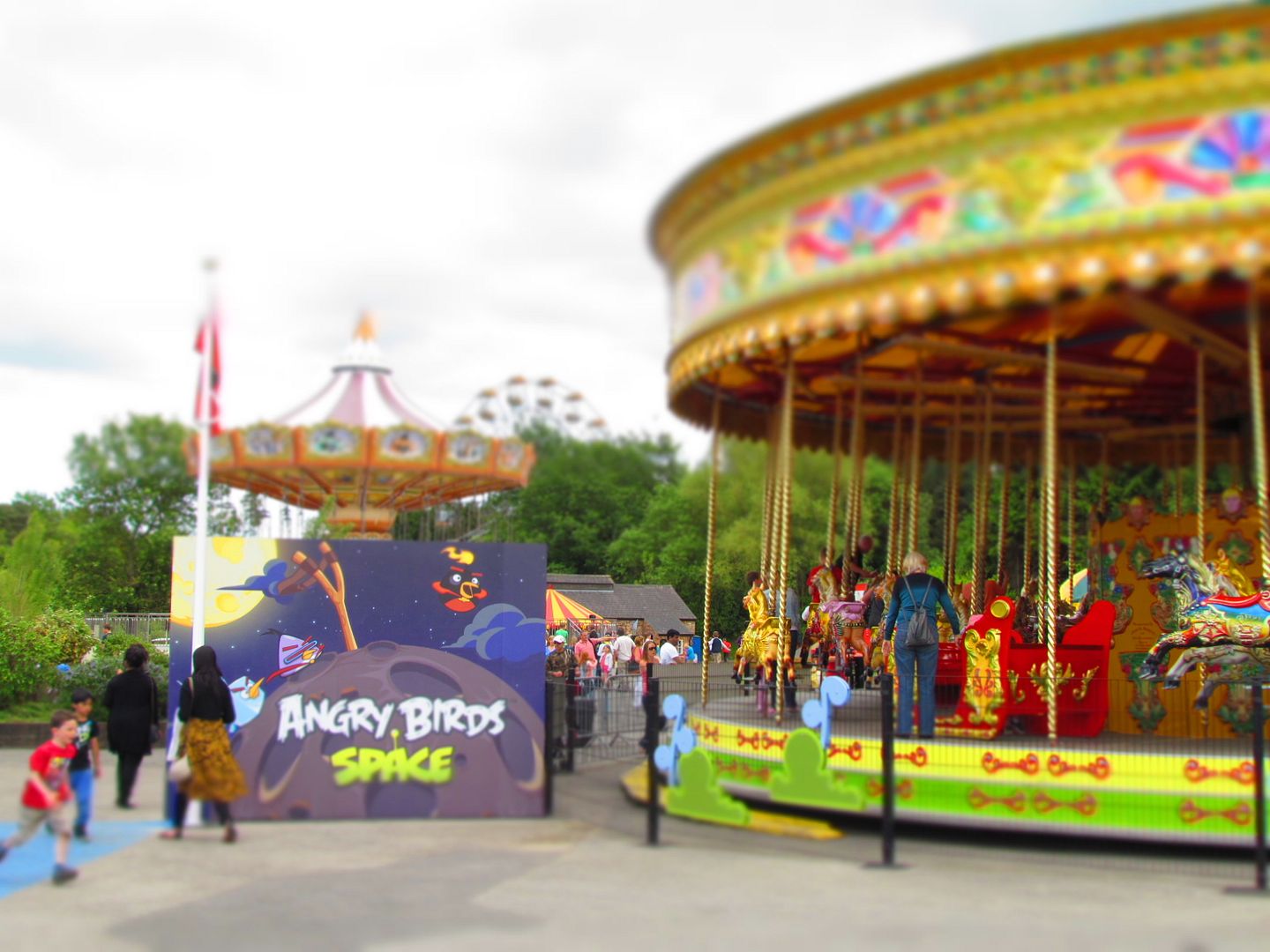  Carousel