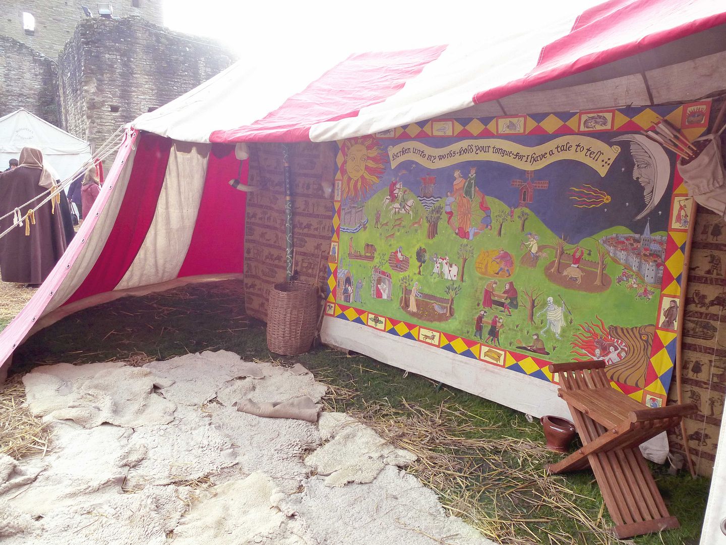 Story telling tent