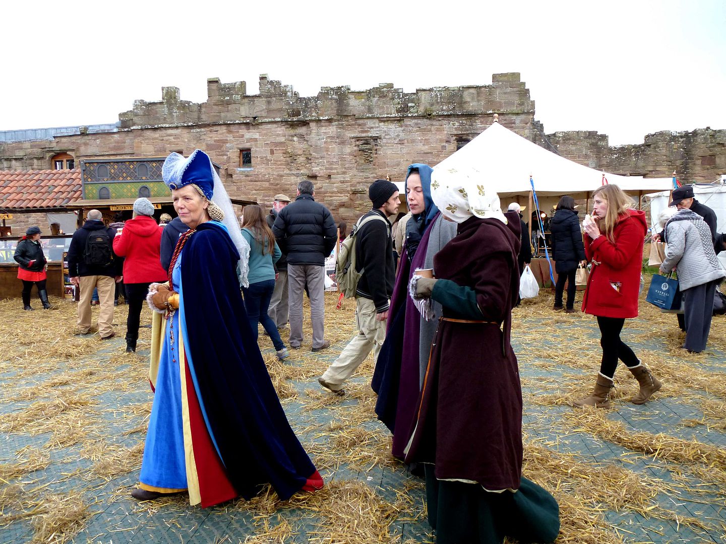 Medieval ladies