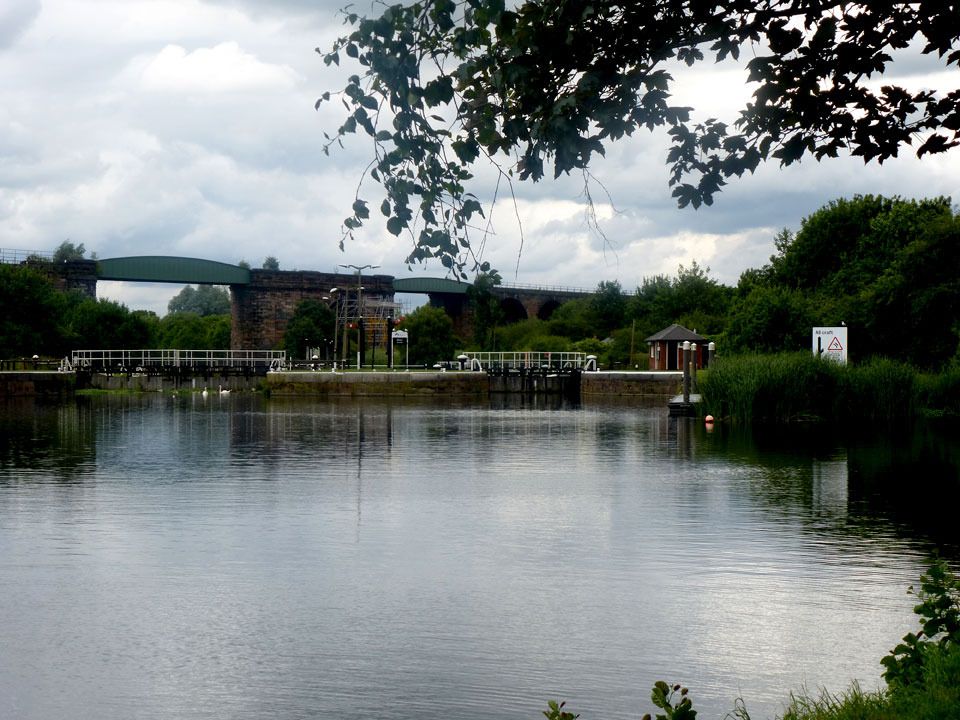 Weaver locks Cheshire