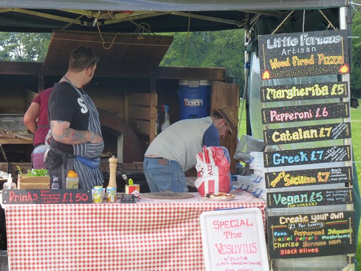 wood fired pizza stall
