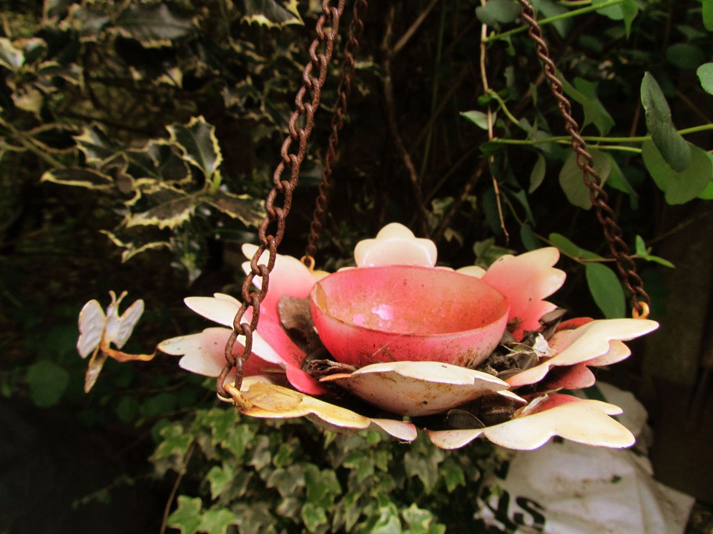 Pretty pink garden trinket