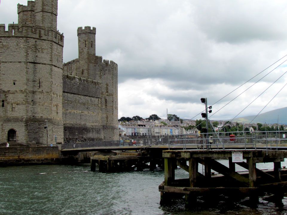 bridge to Caernarfon