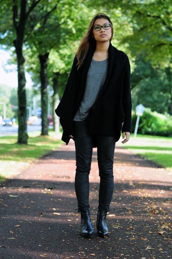 photo NewYorkerblackoversizecardiganMangosnakeprintedjeansRiverIslandchelseabootsMonkigreytopSpecsaversFrenchConnectionglasses-cyl_zps9d11113a.jpg