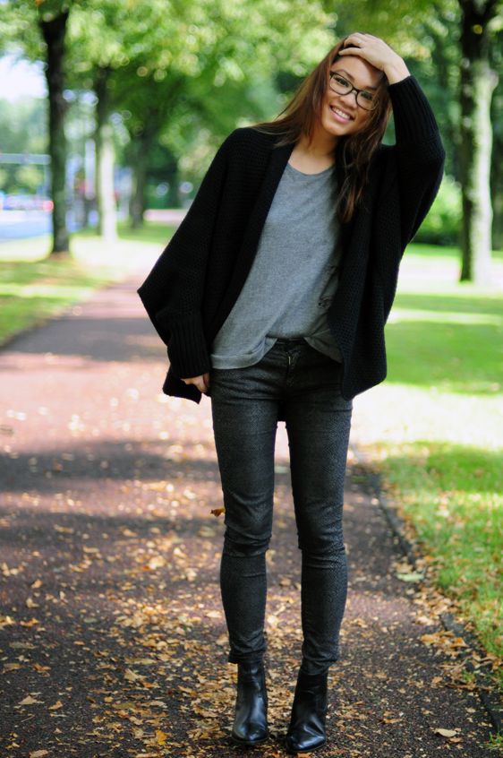 photo NewYorkerblackoversizecardiganMangosnakeprintedjeansRiverIslandchelseabootsMonkigreytopSpecsaversFrenchConnectionglasses-cyl_zpsda14b125.jpg