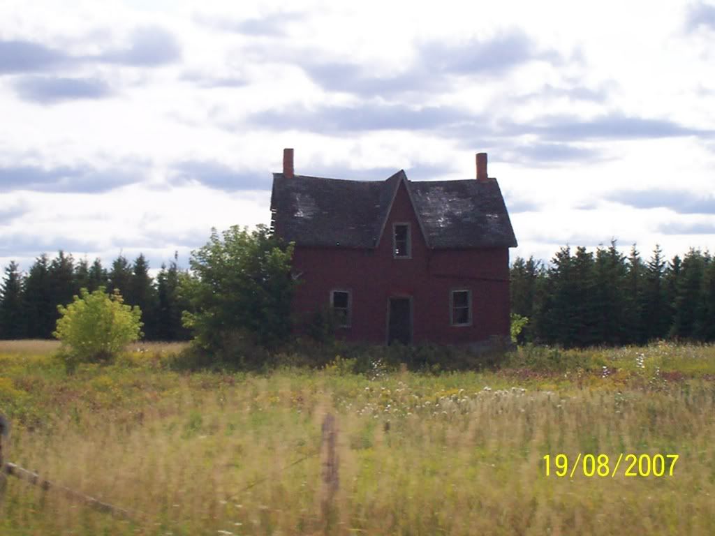 Original image - abandoned house
