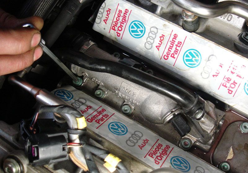 F265 Map Controlled Engine Thermostat Replacement (W12 BAP) VW