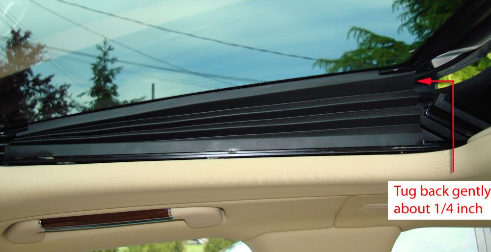How to adjust the glass sunroof panel to achieve a flush
