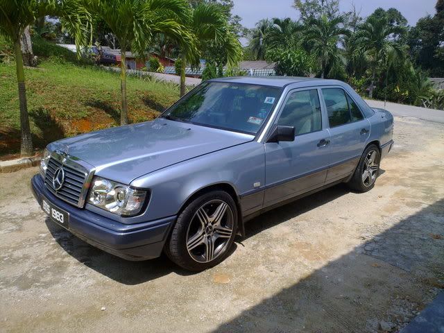 Re my mercedes W124 photoyours