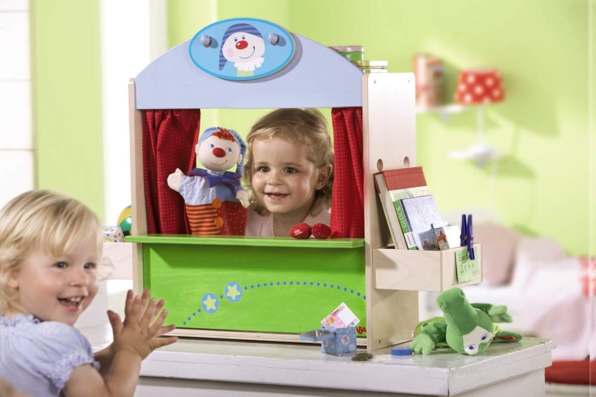 Best gifts for a 4 year old: HABA puppet theater