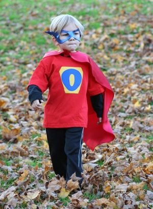 Best gifts for a 4 year old: Babypop Designs Superhero cape