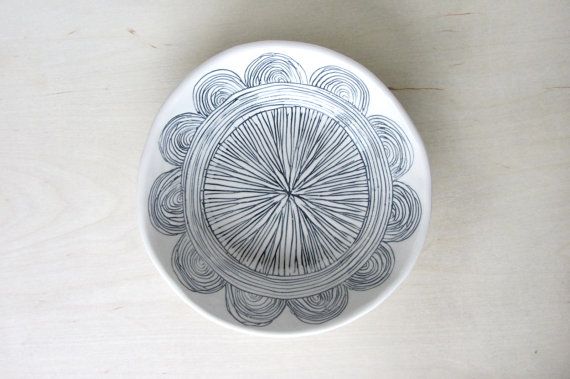 Elizabeth Benotti ceramic sketched white bowl 