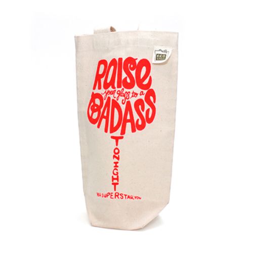 Gifts for best friends: badass wine bag (with a bottle of wine, of course)