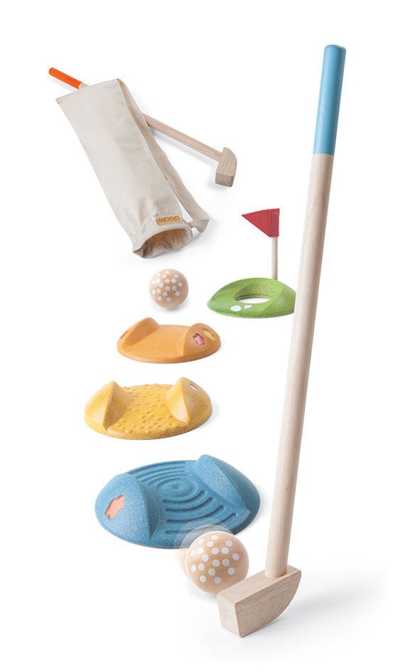 Outdoor toys for kids: mini golf set