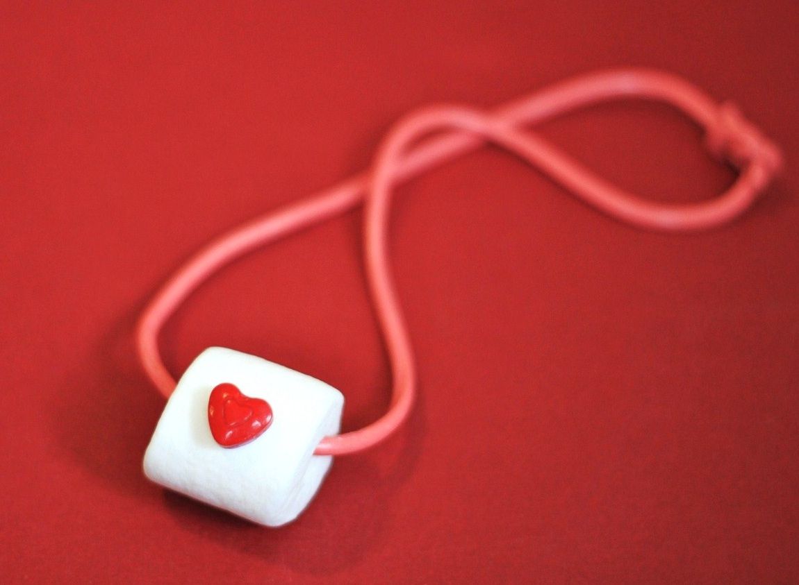 Valentine's Day DIY candy necklace | Cool Mom Picks