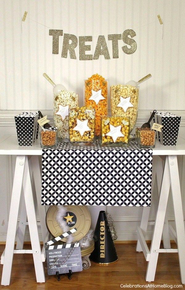 Golden Globes popcorn bar | Cool Mom Picks