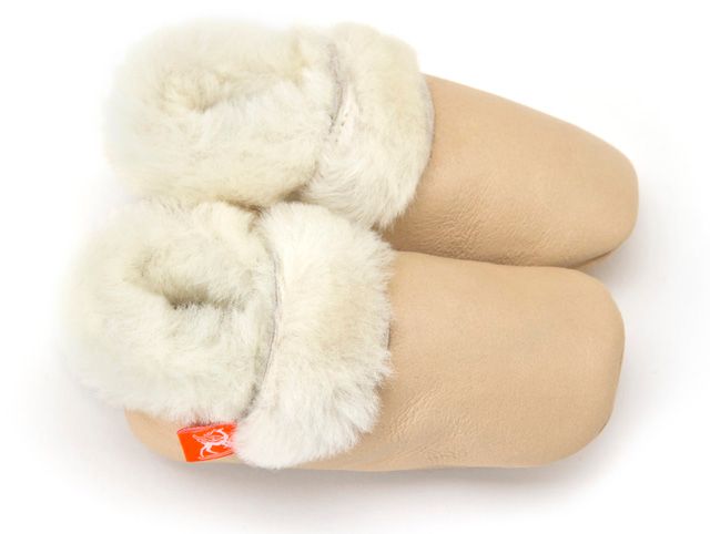 Winter accessories for toddlers: Elks & Angels' almost shearling leather booties