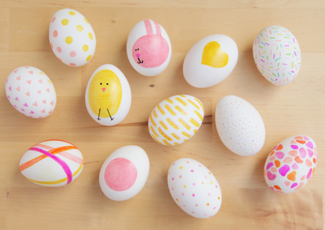 Colored Easter egg decorating idea from Mom.me | Cool Mom Picks