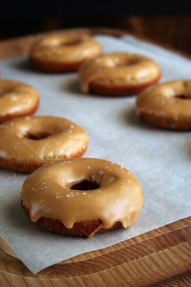 Easy Salted Caramel Apple Cider Baked Donuts at Monday Morning Baker | Cool Mom Picks