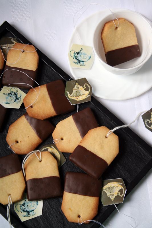 Alice in Wonderland tea party ideas:  Chocolate Dipped Shortbread recipe -  Le Petrin | Cool Mom Picks