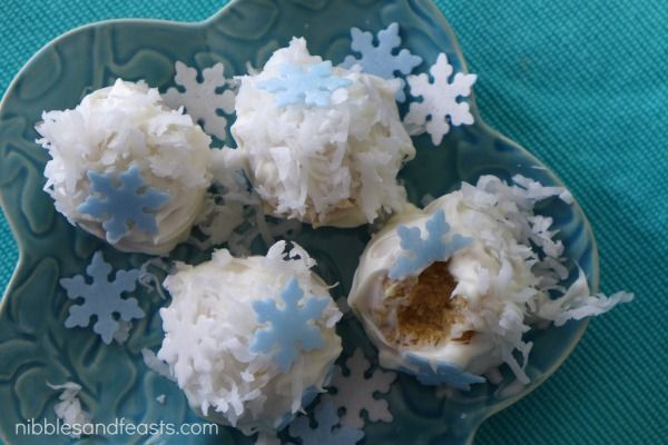 Frozen movie party recipes at Cool Mom Picks: Banana Cake Snowballs at Nibbles and Feast