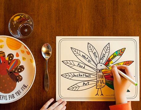 Free Thanksgiving printable: Kids coloring page for the table