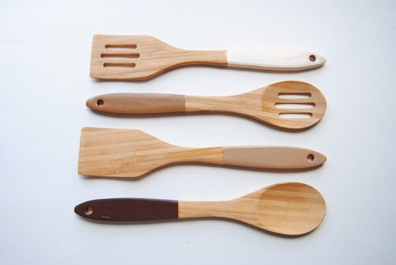 Storiebrooke bamboo kitchen utensils in Driftwood
