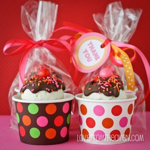Edible gifts for Teacher Appreciation Day: Ice Cream Sundae Cupcakes | Love From the Oven