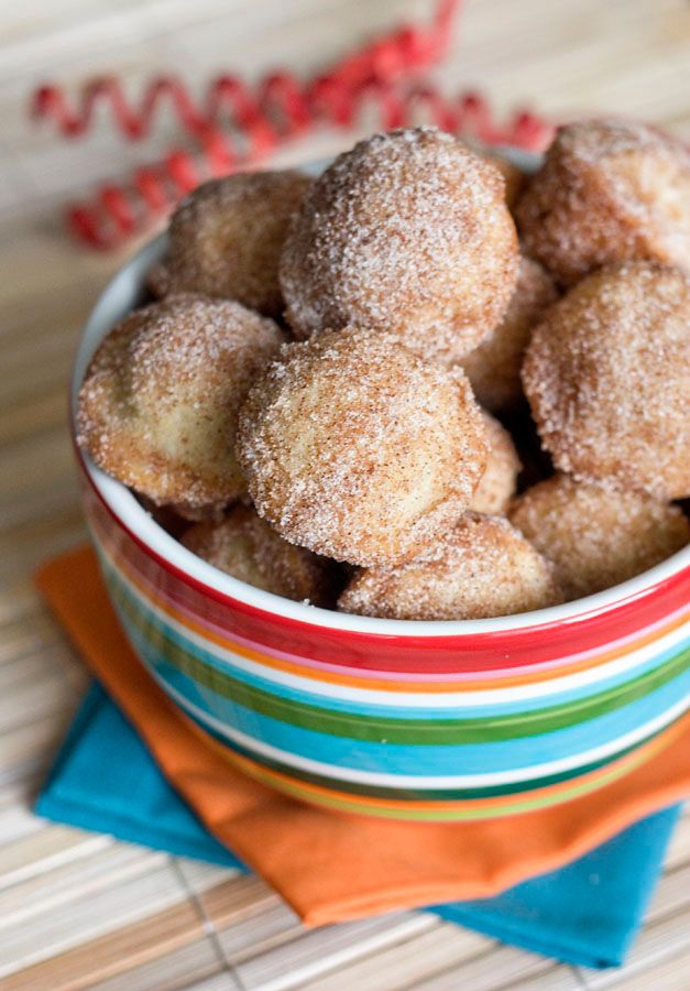 Cinco de Mayo party ideas: Mini Churro Bites |Erica's Sweet Tooth