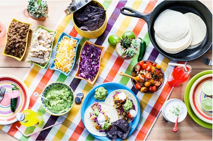 Cinco de Mayo party ideas: Taco Bar at Mache Magazine