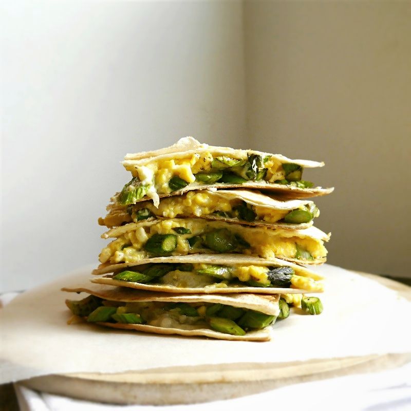 Kid-friendly asparagus recipes: Asparagus and Egg Quesadilla | Foodidies