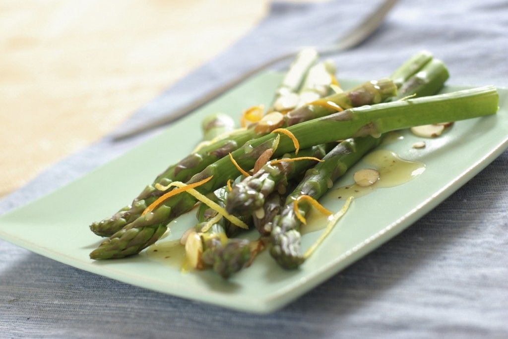 Kid-friendly asparagus recipes: Asparagus cooked in brown sugar | Super Healthy Kids