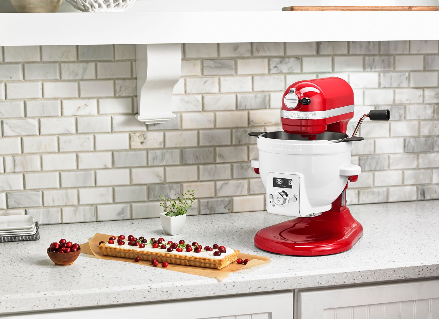 Subscribe to Cool Mom Eats and win an $870 prize package from KitchenAid, yay! 