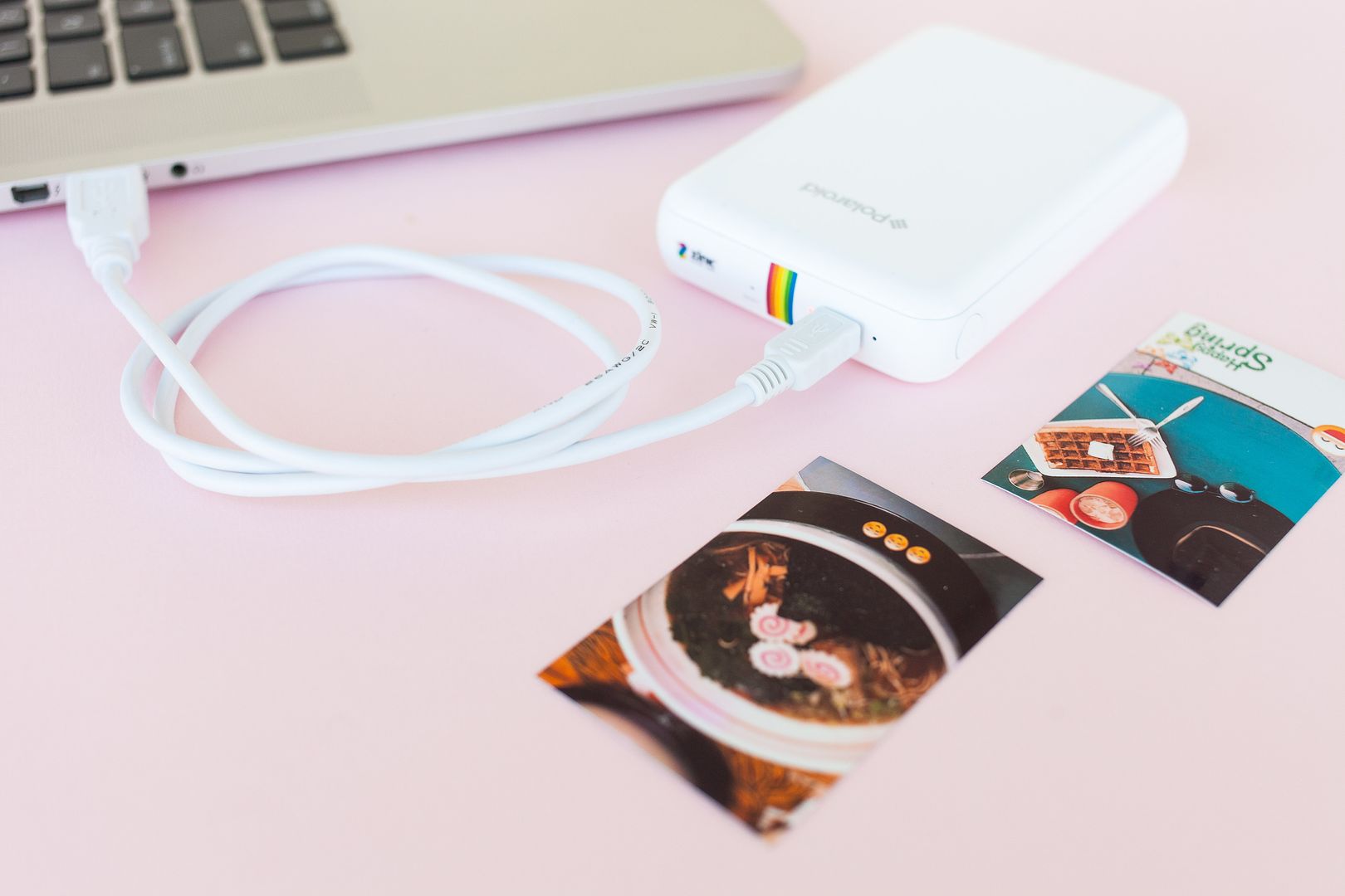 Polaroid ZIP Mobile Printer: Charge using your computer 
