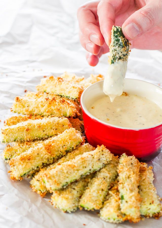Turn zucchini into a family-friendly treat with these Baked Parmesan Zucchini Sticks | Jo Cooks