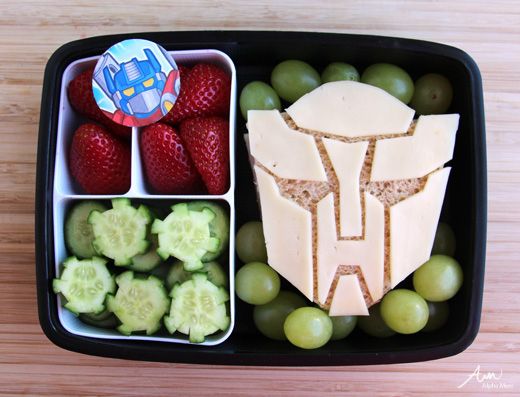 Bento box art ideas: Making this transformers sandwich is super easy with this tutorial | Alpha Mom