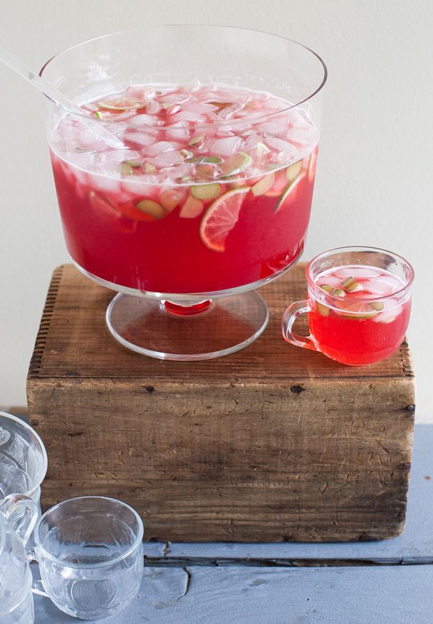 Make a big batch of this Raspberry Rhubarb Collins for your Labor Day gathering | Simple Bites