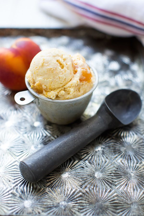 How to use stone fruit? Make this amazing caramelized peach ice cream | Table and Dish