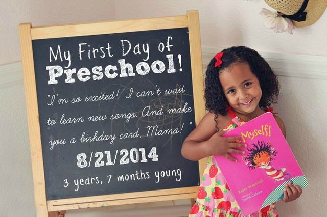 Love the idea to Include your child's favorite book as a prop for first day of school photos