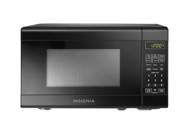 Back to School Guide for College: Insignia microwave