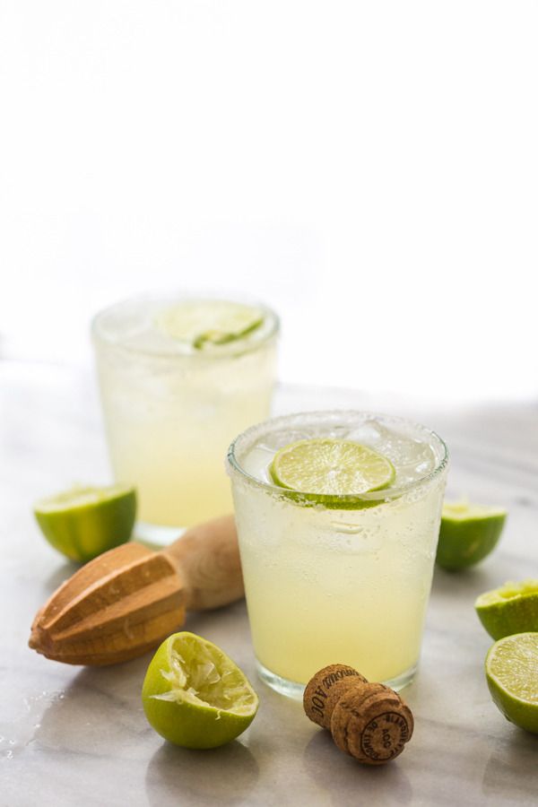This Champagne Margarita is a super fun twist on fancy Champagne cocktails for New Year's Eve (or any celebration!) | 40 Aprons