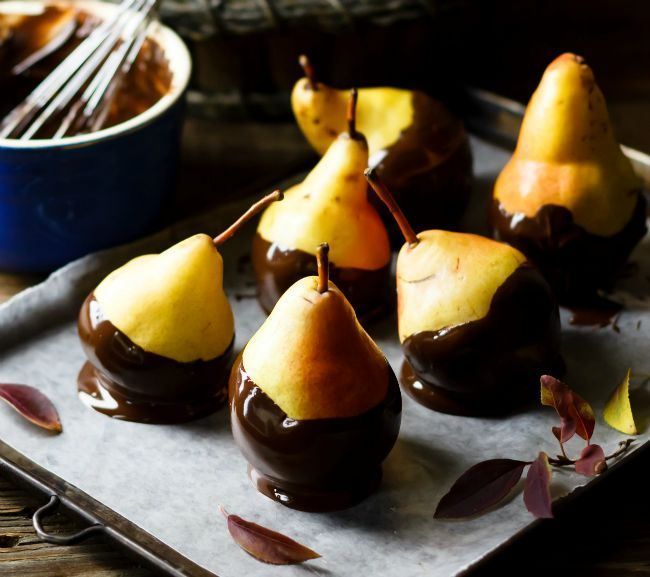 Homemade food gift ideas: dark chocolate-dipped pears recipe via Eat Happy Eat Healthy 