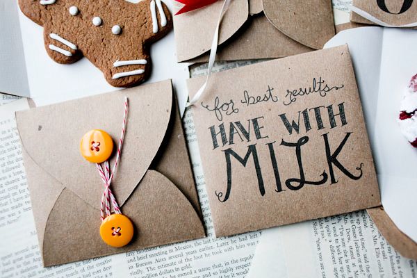 Christmas cookie gifts wrapped in printable envelopes from Going Home to Roost
