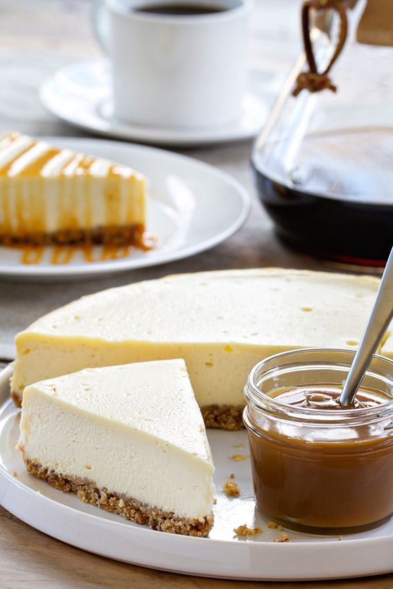 Everything is better with caramel sauce! Salted Caramel Cheesecake is a lovely holiday dessert recipe | My Baking Addiction
