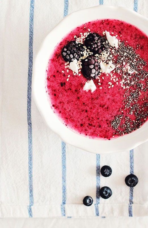 Detox your system with a healthy cleanse recipe like this vitamin-packed Chia Seed Berry Smoothie Bowl. | Detox DIY